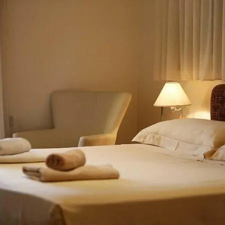 Villa Magnificent Clara With Big Pool Zadar